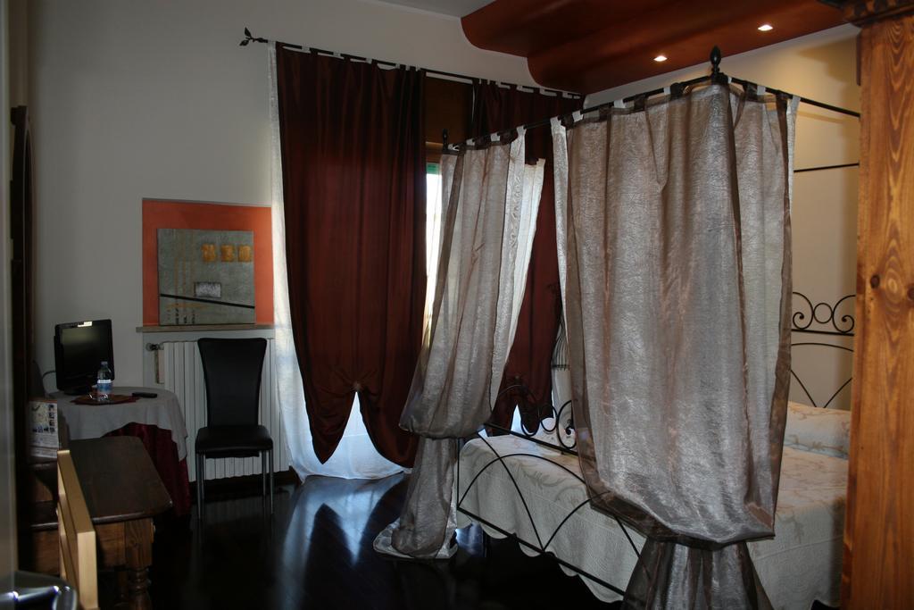 Bed and Breakfast La Boheme Verona Zimmer foto
