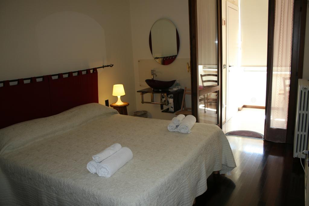 Bed and Breakfast La Boheme Verona Zimmer foto